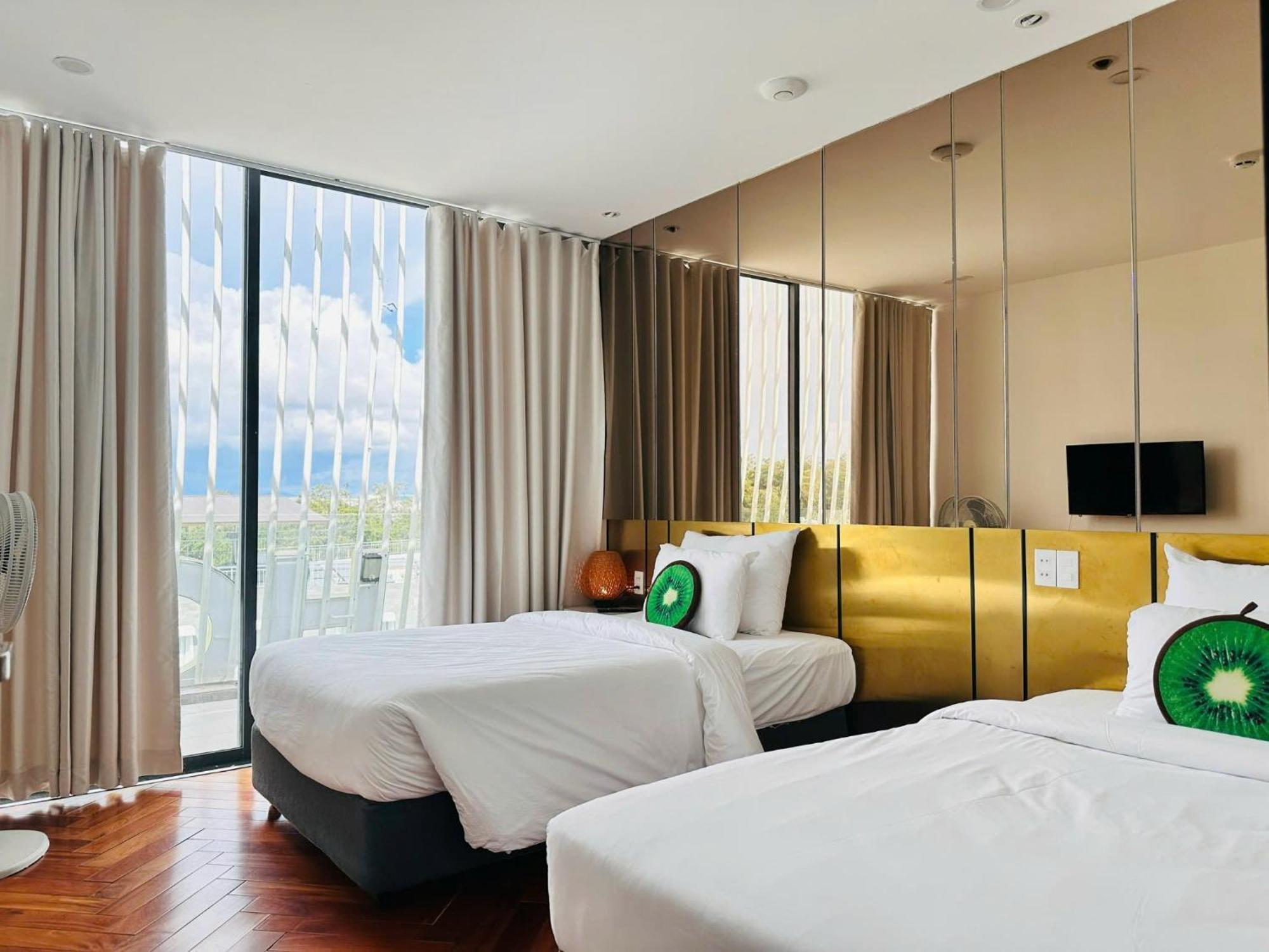 Hotel Len's